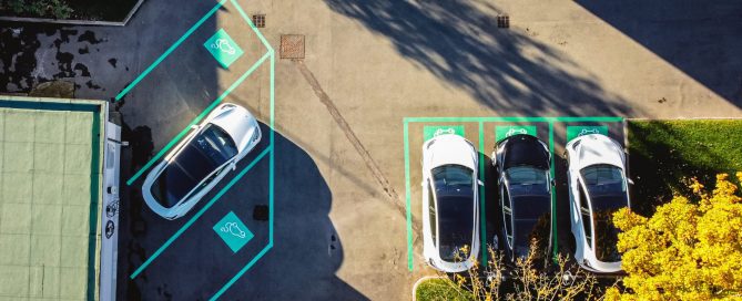 Guidare elettrico per l'ambiente e per le tasche.